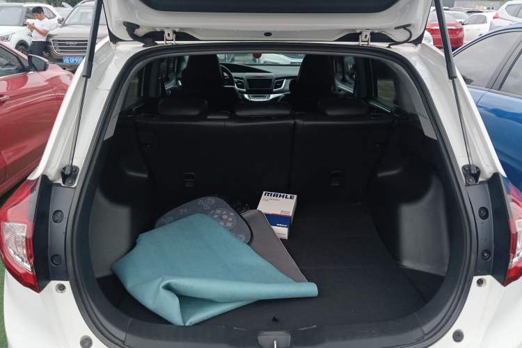 Used Honda Jade 2013 1.8L CVT Luxury Edition 5 seats
