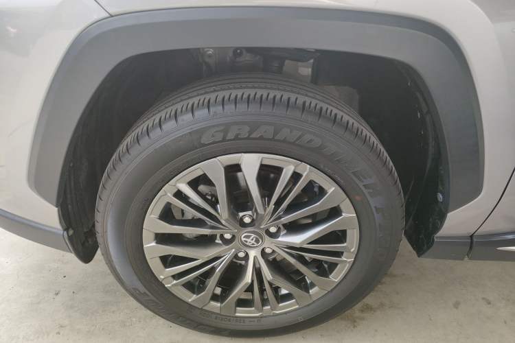 Used Toyota Wildlander 2023 2.0L CVT Four-Wheel Drive Luxury PLUS Edition
