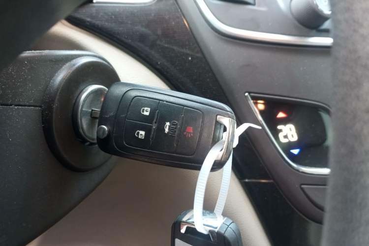 Used Buick Regal 2015 2.0L Leading Fashion Edition
