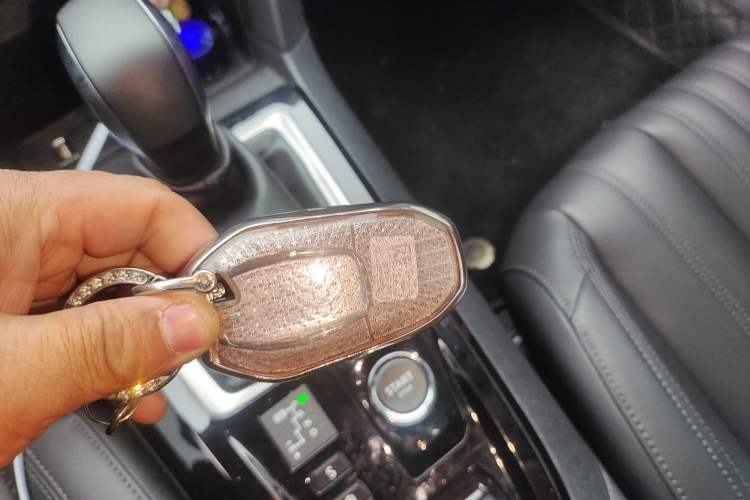 Used Peugeot 408 2022 1.6T Light-Chasing Edition