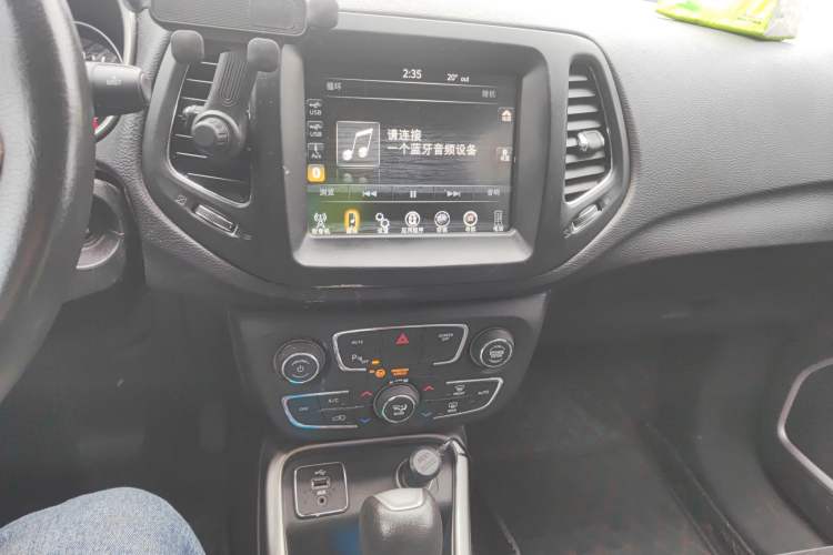 Used Jeep Compass 2017 200T Automatic Family Edition