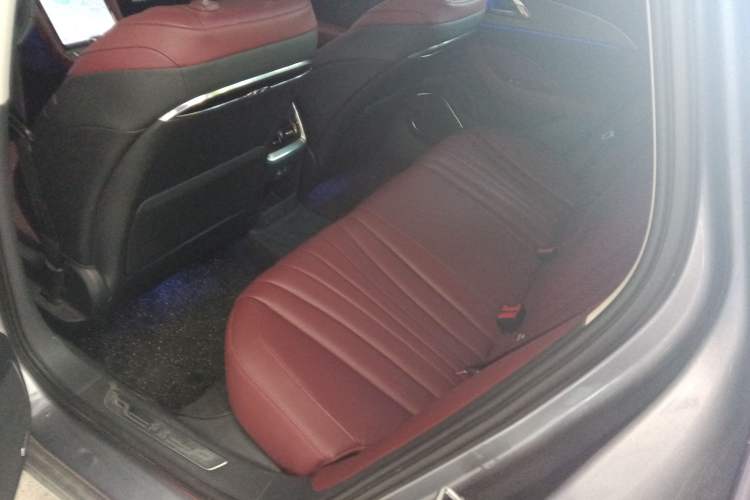 Used Hongqi H5 2023 2.0T Automatic Smart Connect Flagship Edition
