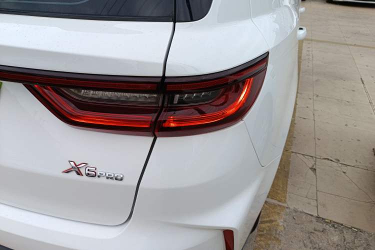 Used Geely Auto Vision X6 2021 PRO 1.4T Automatic Prestige Model