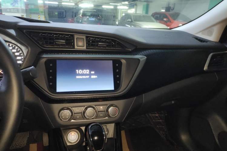 Used Nissan Lannia 2020 1.6L CVT Smart Connect Smart Cool Edition
