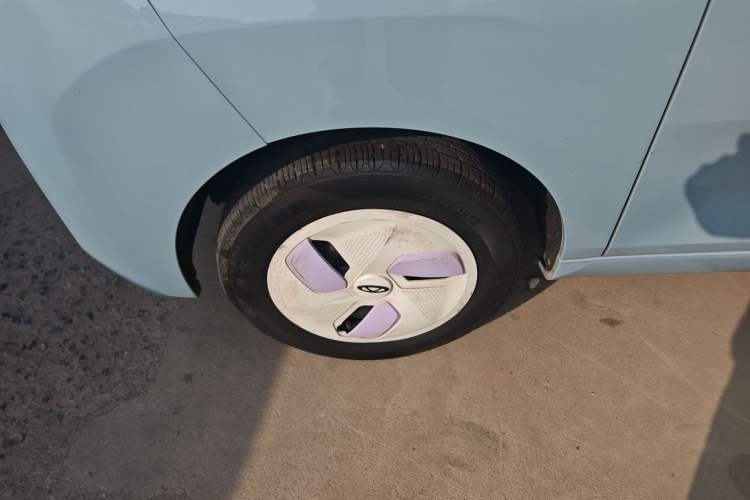 Used Chery QQ Ice Cream 2022 120km Conical Shape Lithium Iron Phosphate