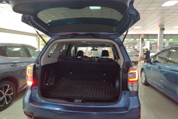 Used Subaru Forester 2016 2.0i Fashion Navigation Edition
