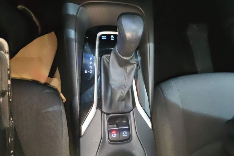 Used Toyota Corolla 2021 Dual-Motor 1.8L E-CVT Elite Edition
