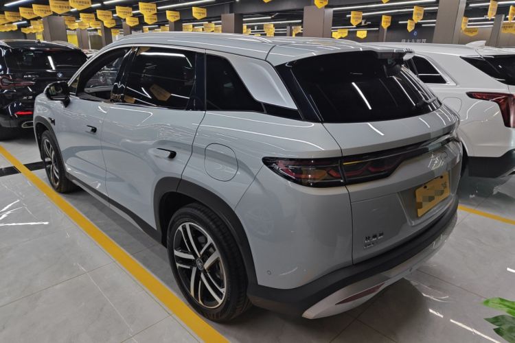 Used BYD Song L DM-i 2025 Intelligent Driving Version 112 km Beyond-Range Type
