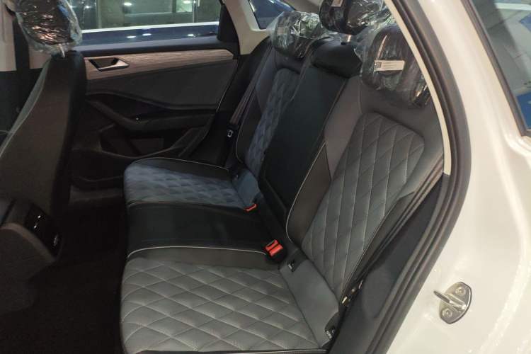 Used Volkswagen Sagitar 2025 Revised Version Three 300TSI DSG Excellence Edition