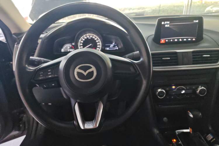 Used Mazda Mazda 3 Axela 2017 Sedan 1.5L Automatic Luxury Model Emission Standard China V
