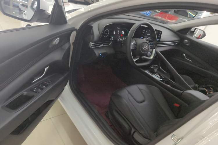 Used Hyundai Elantra 2023 1.5L CVT GLX Elite Edition