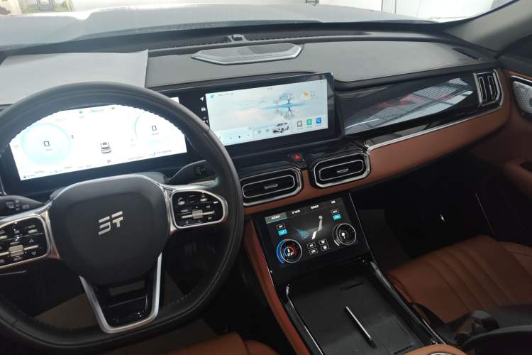 Used JETOUR Shanhai Shanhai L7 2024 1.5T 120km ULTRA 7-Seater
