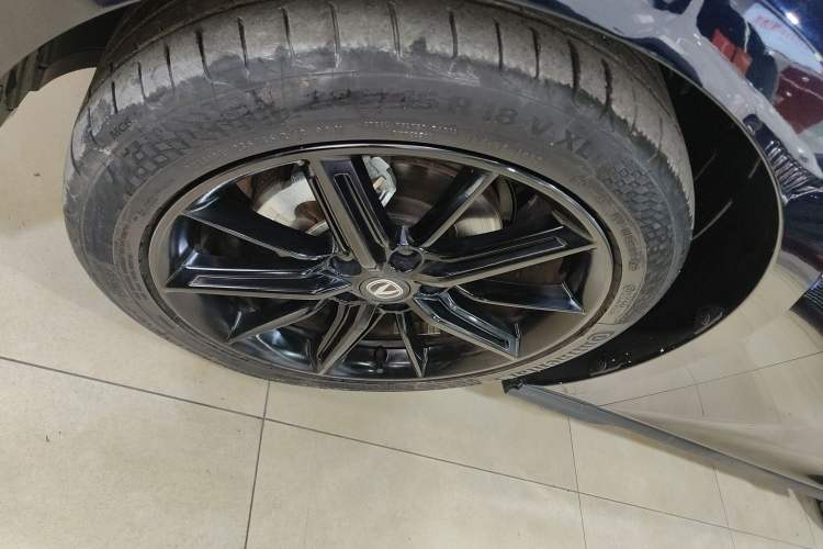 Used Changan UNI-V 2022 1.5T Prestige Version