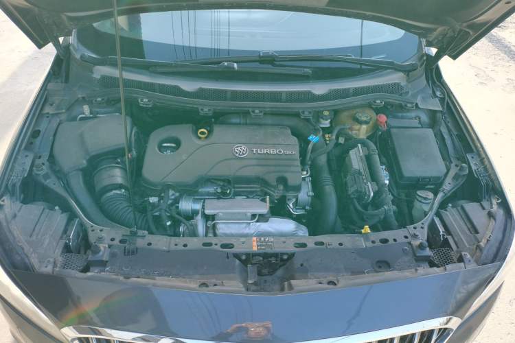 Used Buick Verano 2015 Sedan 20T Dual-Clutch Elite Model
