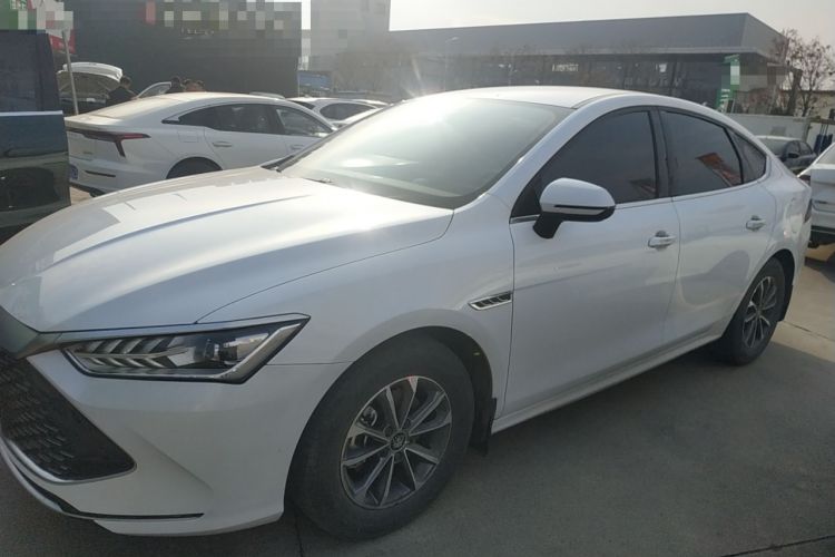 Used BYD Qin PLUS 2024 HONOR Edition DM-i 55KM Leading Model
