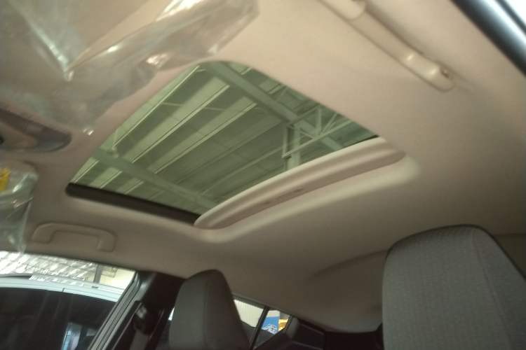 Used Toyota IZOA 2021 2.0L Enjoy Edition