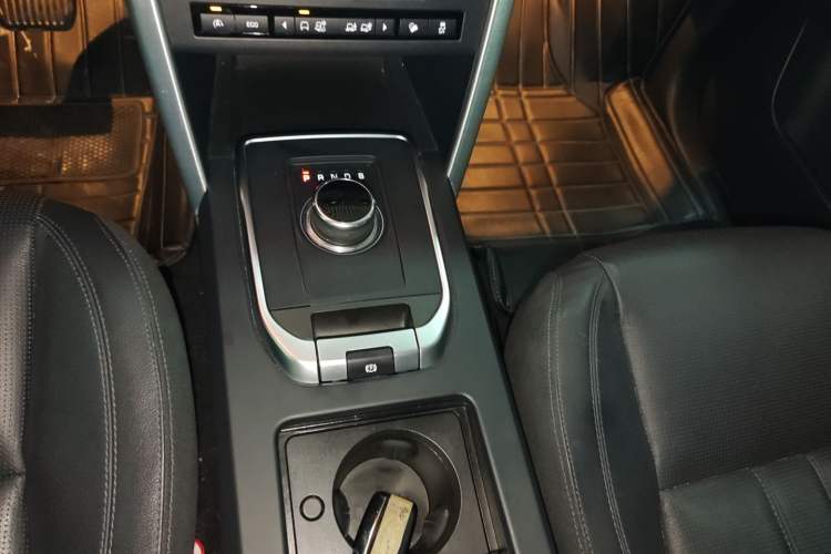 Used Land Rover Discovery Sport 2017 2.0T HSE
