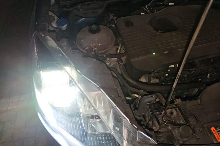 Used Ford Escape 2020 EcoBoost 245 Two-Wheel-Drive Titanium Edition
