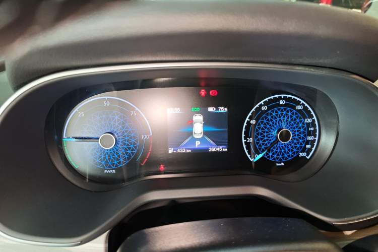 Used Hongqi E-QM5 2024 610 km PLUS
