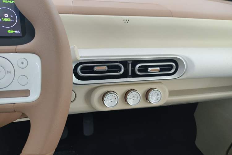 Used Wuling Hongguang MINIEV 2024 3rd Generation 215km Youth Edition
