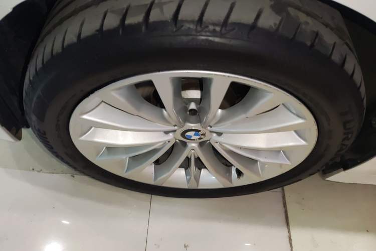 Used BMW 5 Series 2018 525Li Luxury Package
