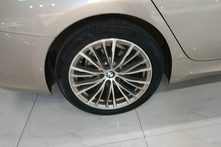 Used BMW 3 Series 2020 325Li First Edition
