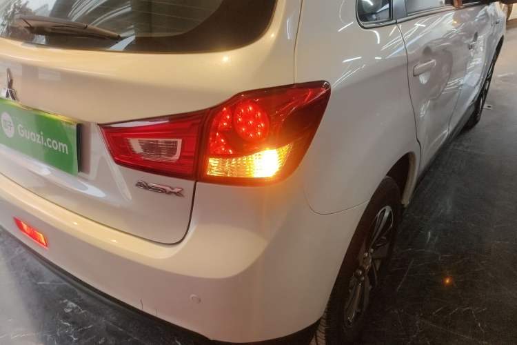 Used Mitsubishi ASX 2018 2.0L CVT Two-Wheel Drive Deluxe Edition