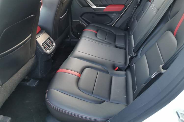 Used Haval H4 2018 Red-Label 1.5 GDIT DCT Fashion Edition
