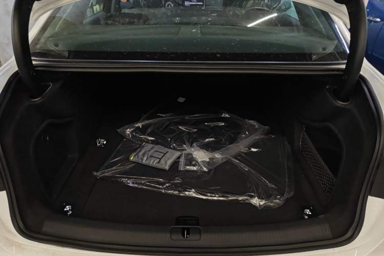 Used Audi A4L 2025 2 Million Units Enjoyment Version 40 TFSI Stylish and Dynamic Type
