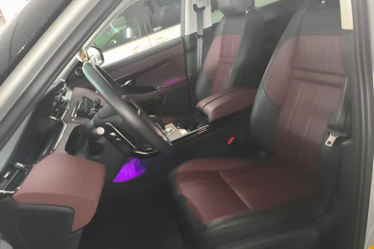 Used Land Rover Range Rover Evoque 2023 Aurora L 249 PS Luxury Edition