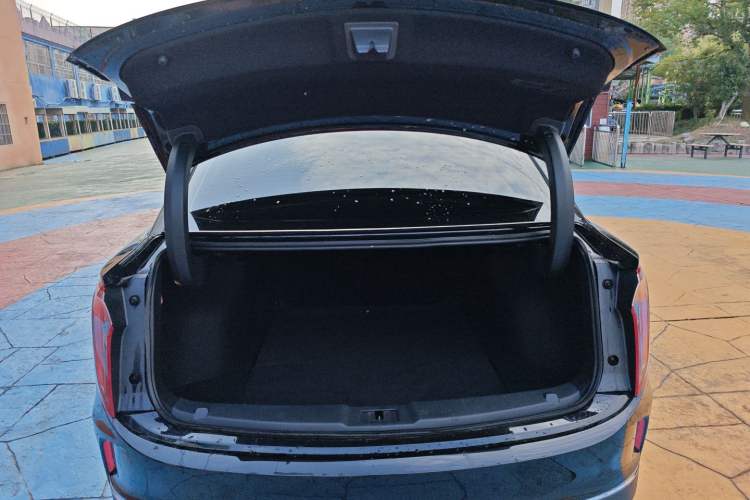 Used Hongqi E-QM5 2024 500km Range Edition
