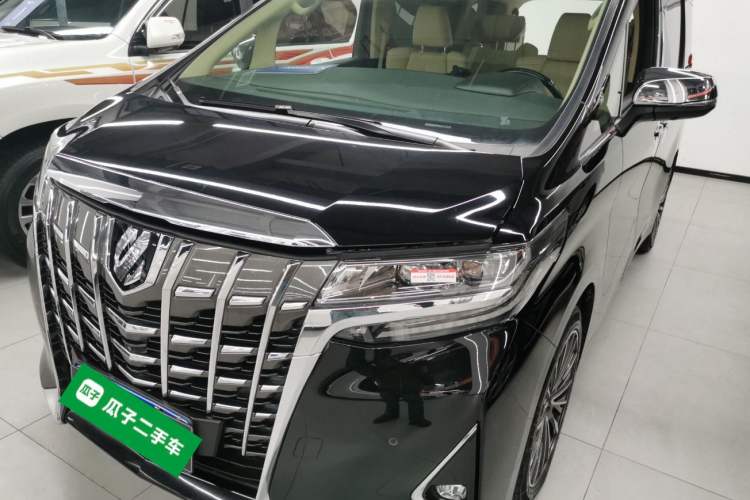 Used Toyota Alphard 2018 Revised Version 3.5L Premium Edition
