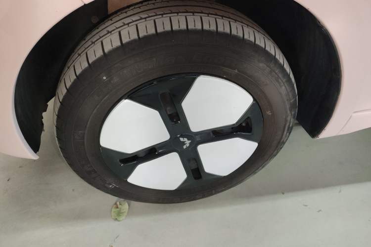 Used Wuling Hongguang MINIEV 2024 3rd Generation 215km Advanced Version
