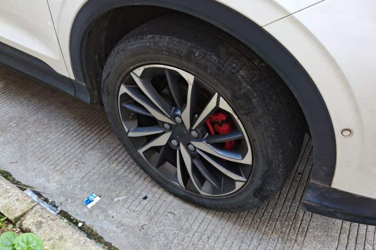 Used Geely Auto Coolray 2019 Sport Version 260T DCT Battle China VI Standard
