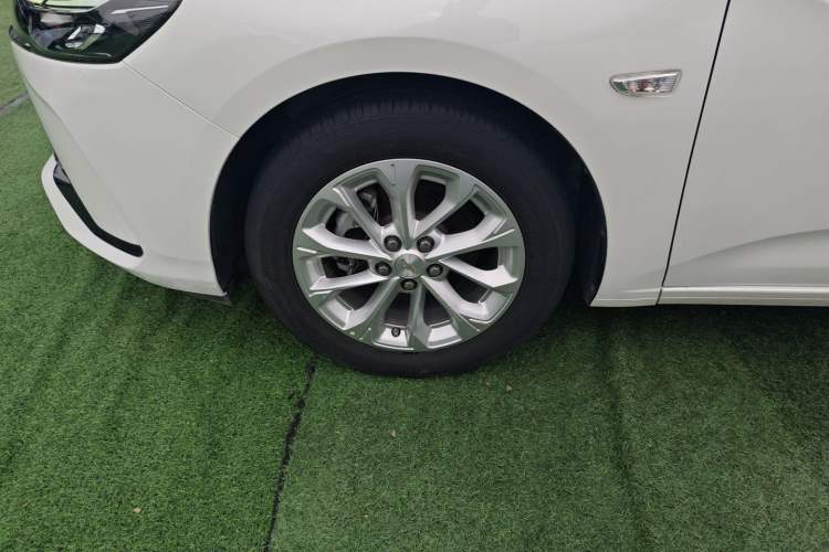 Used Chevrolet Monza 2024 1.5L Dual-Clutch Enjoyment Edition
