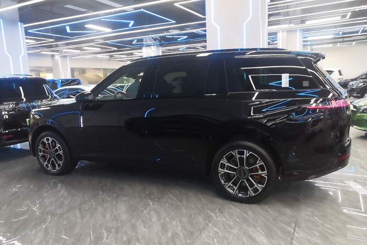 Used Lynk & Co 900 2025 1.5T Ultra
