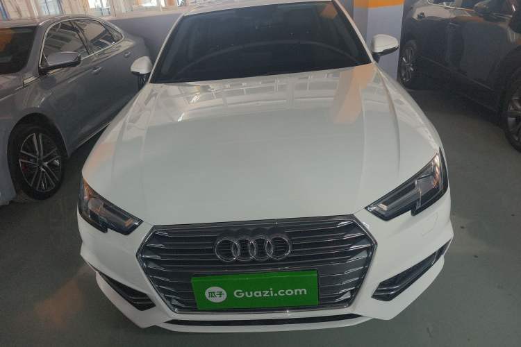 Used Audi A4L 2018 30th Anniversary Edition 40 TFSI Fashion Model