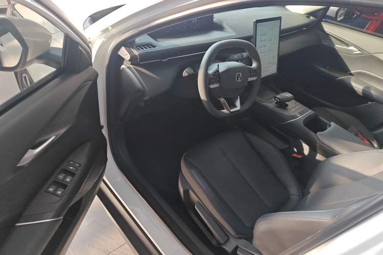 Used Changan Eado 2024 1.5T GDI Automatic Prestige Edition
