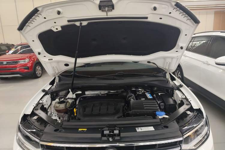 Used Volkswagen Tiguan L 2023 330TSI Automatic Two-Wheel Drive Comfort Edition
