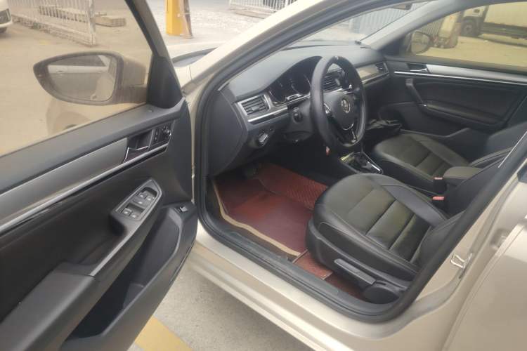 Used Volkswagen Bora 2018 230TSI DSG Comfort Model