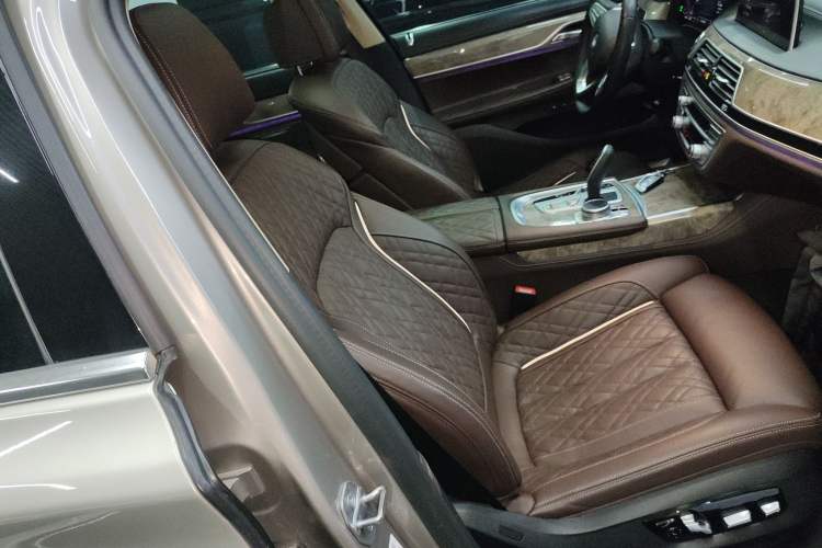 Used BMW 7 Series 2021 740Li Leading Edition Luxury Package