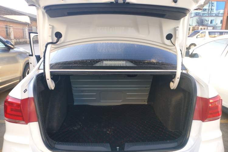 Used Volkswagen Santana 2019 1.5L Manual Fashion Edition China VI Standard