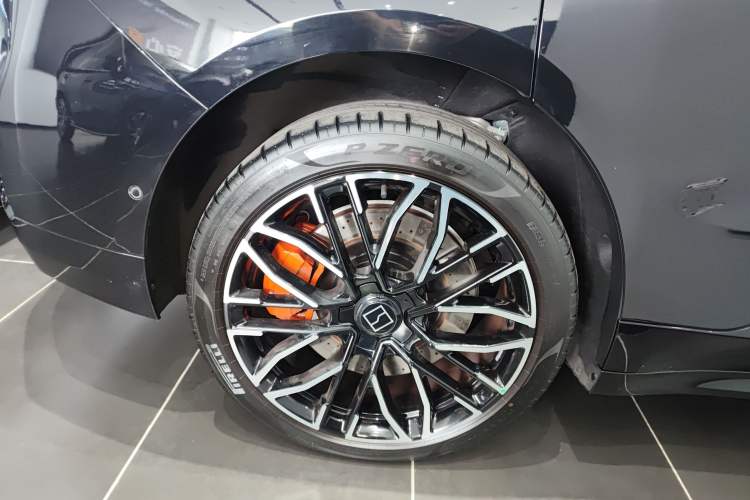 Used Zeekr 001 2024 YOU Edition 100 kWh All-Wheel Drive
