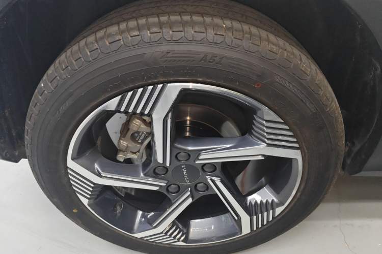 Used Lynk & Co 06 EM-P 2023 1.5T Remix PHEV Pro