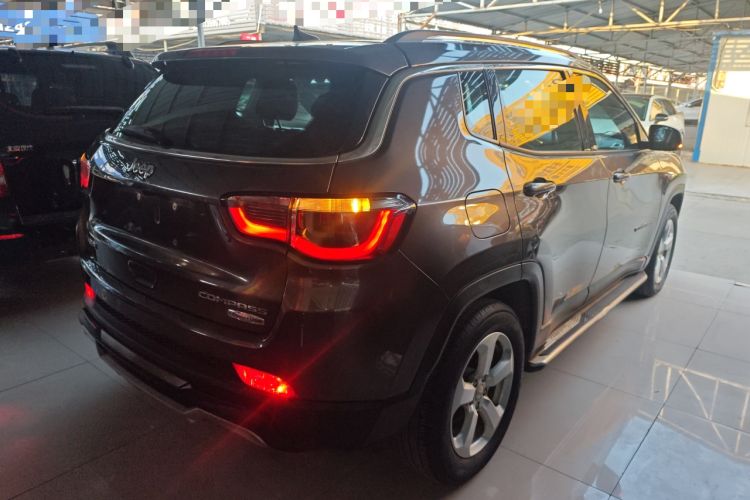 Used  Compass 2017 200T Automatic Family Edition