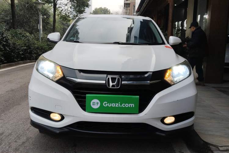 Used Honda Vezel 2015 1.5L CVT two-wheel drive Comfort trim
