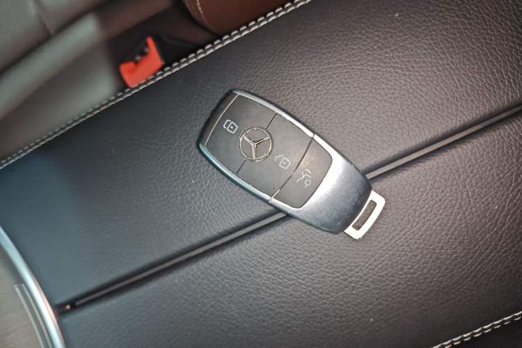 Used Mercedes-Benz GLC 2021 GLC 300 L 4MATIC Dynamic Model
