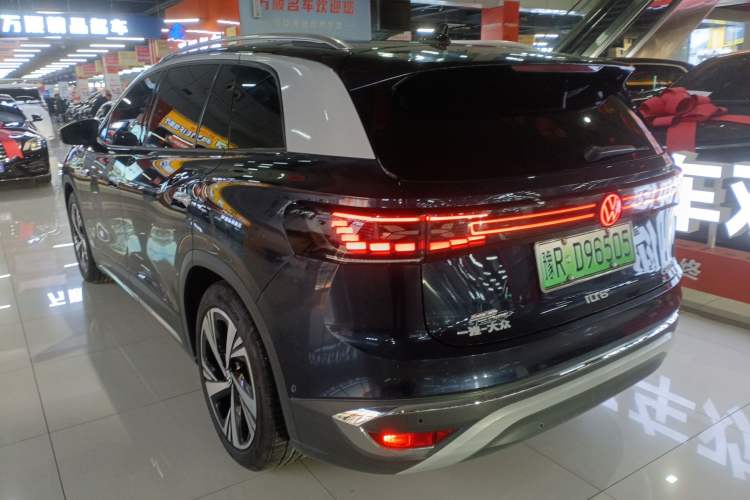 Used Volkswagen ID.6 CROZZ 2022 Long-Range PRO Edition
