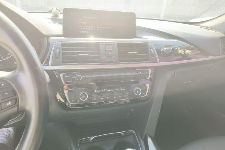 Used BMW 3 Series 2019 320Li Fashion Model