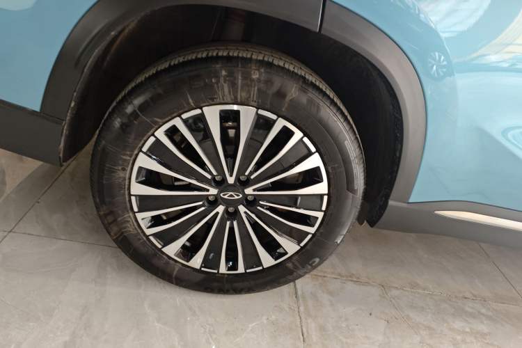 Used Chery Tiggo 8 PLUS C-DM 2025 1.5T 116 km Prestige Version 5 Seats